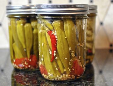 Spicy-Pickled-Okra
