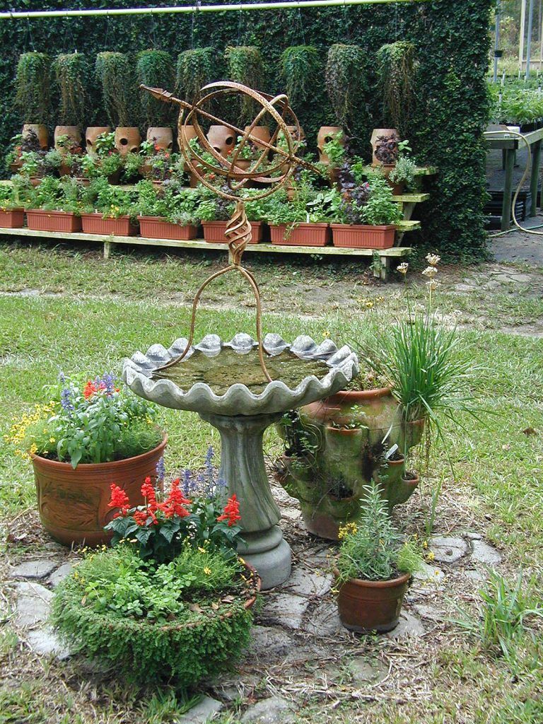 THG Bird Bath Display