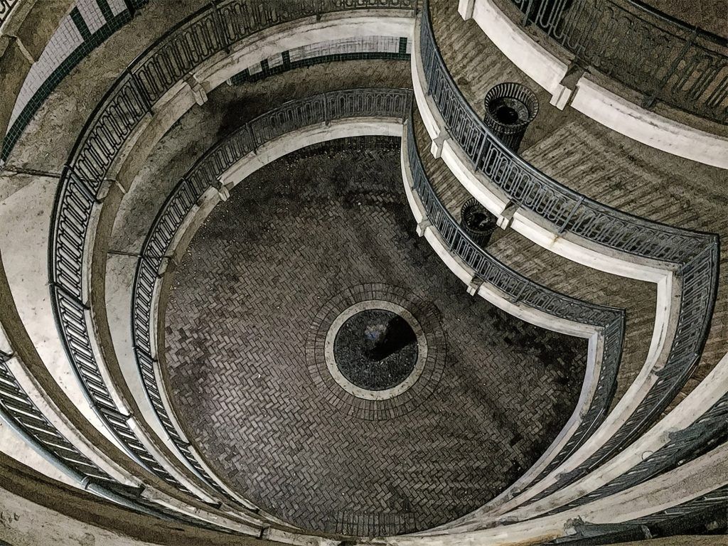 Spiral Stairs to Garage
